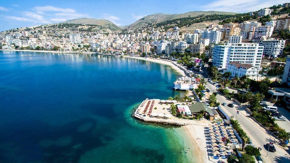 Beautifull Holiday Apartment Larisa Sarandë エクステリア 写真