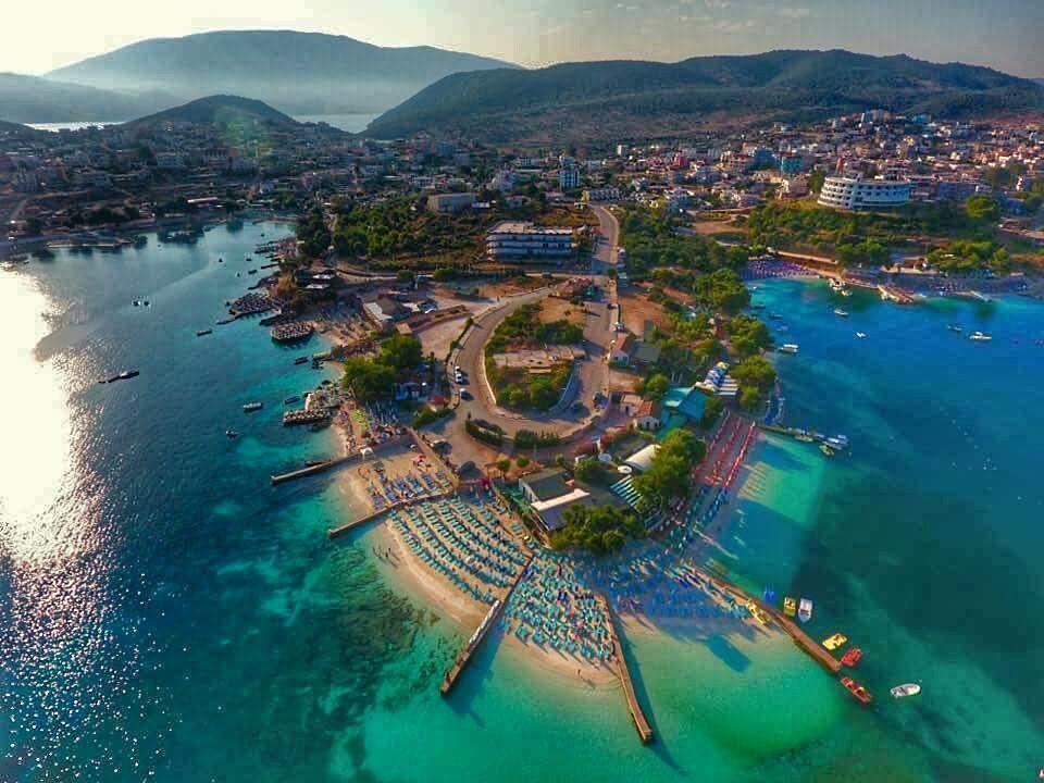 Beautifull Holiday Apartment Larisa Sarandë エクステリア 写真