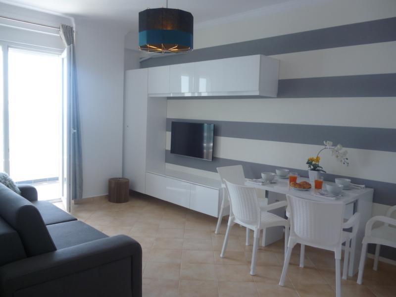 Beautifull Holiday Apartment Larisa Sarandë エクステリア 写真